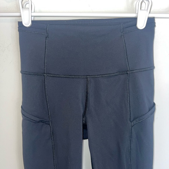 Lululemon Fast and Free High-Rise Size 2 - Picture 8 of 12